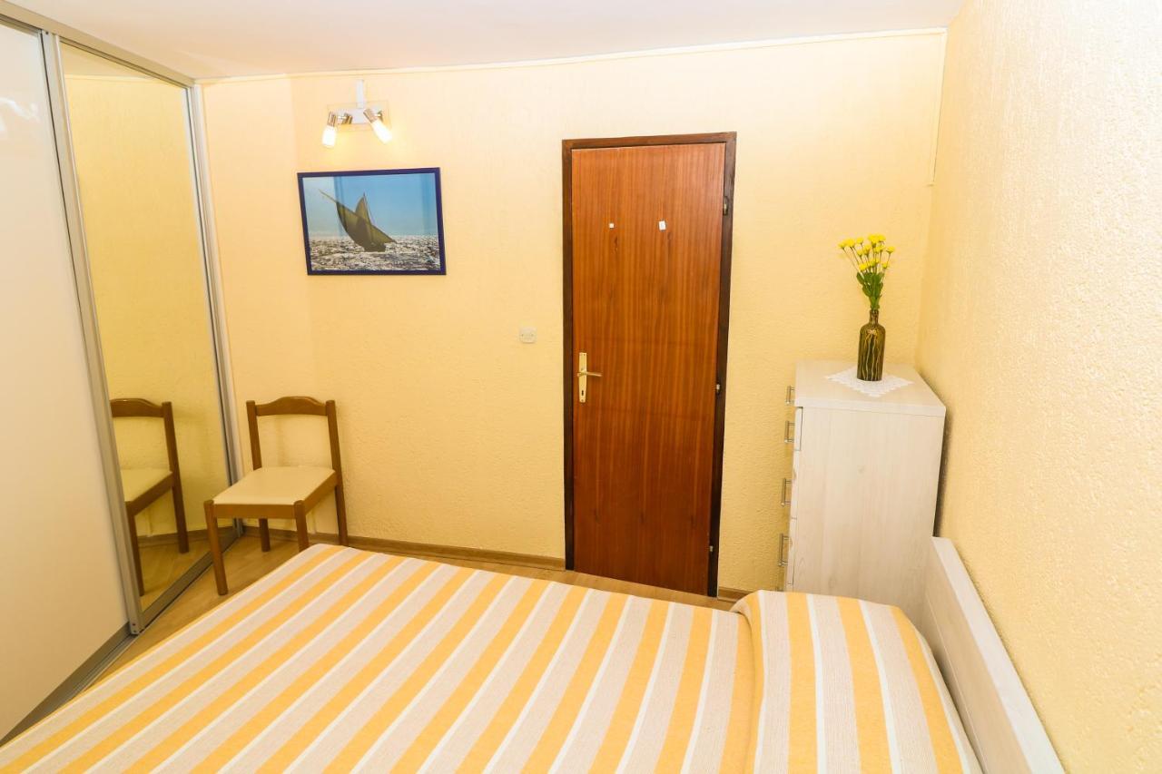 Apartments Ivo With Sea View Башка Экстерьер фото