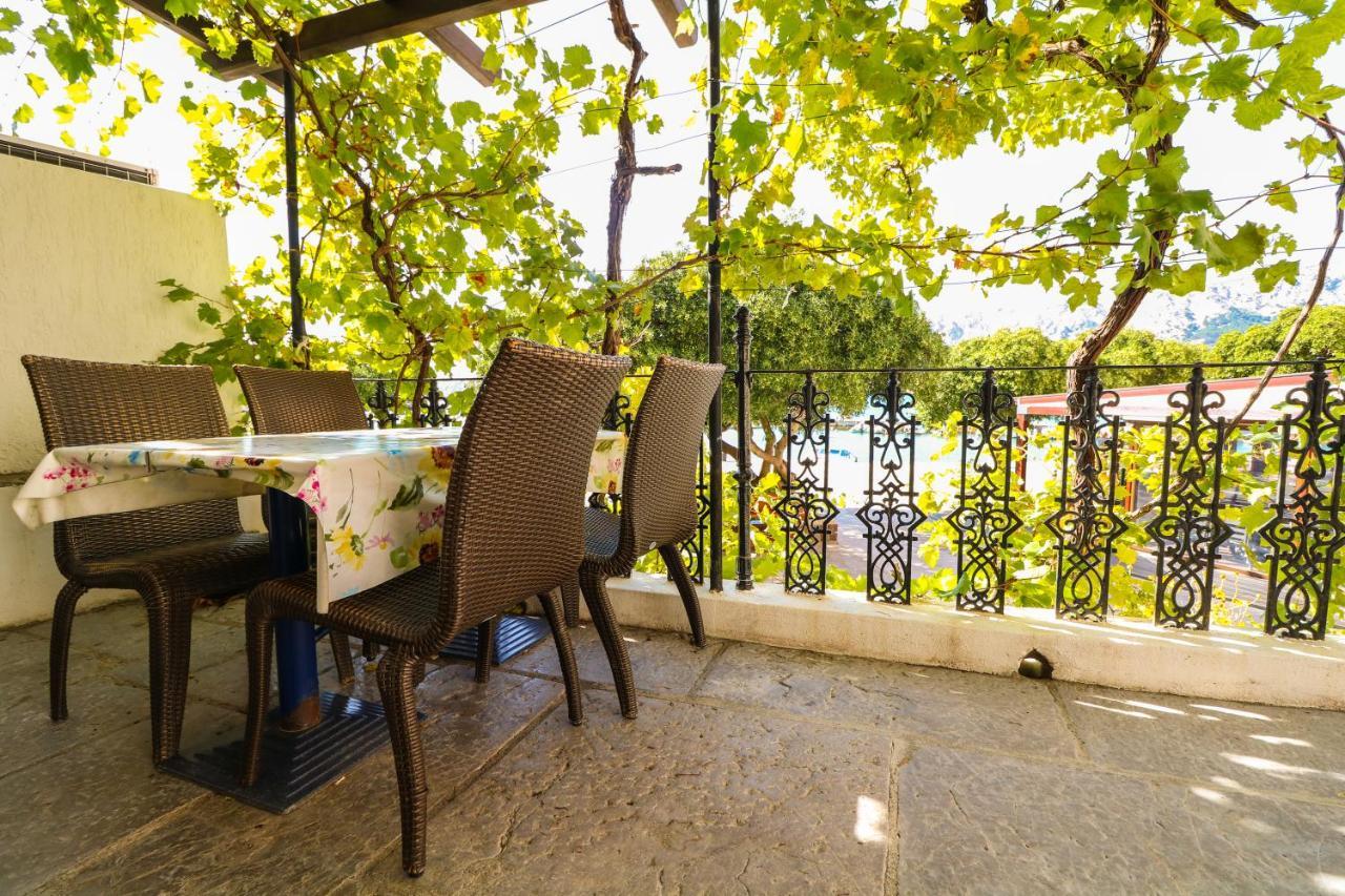Apartments Ivo With Sea View Башка Экстерьер фото