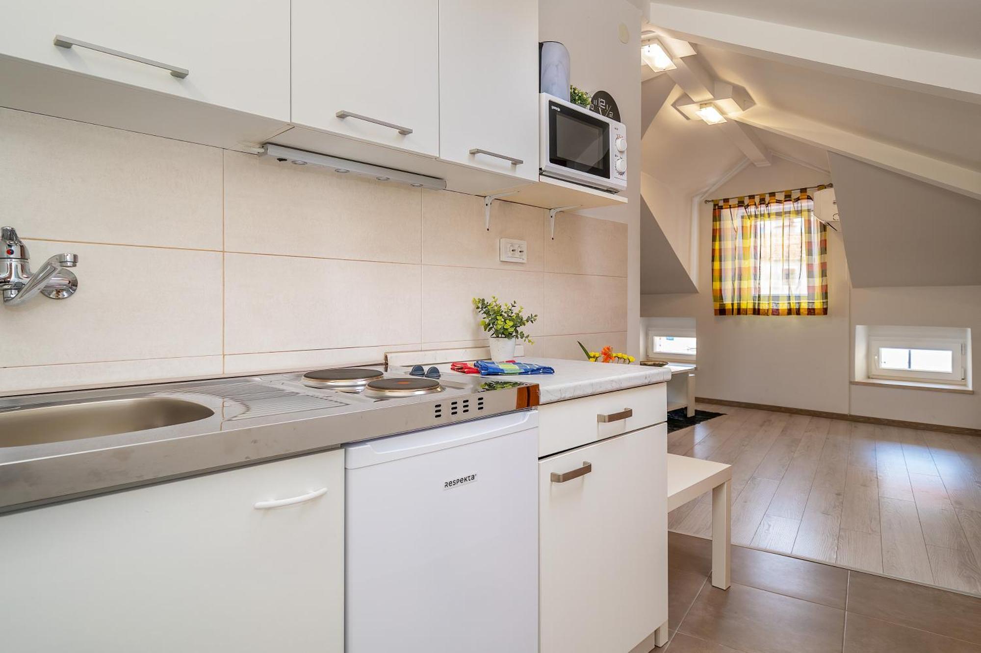 Apartments Ivo With Sea View Башка Экстерьер фото