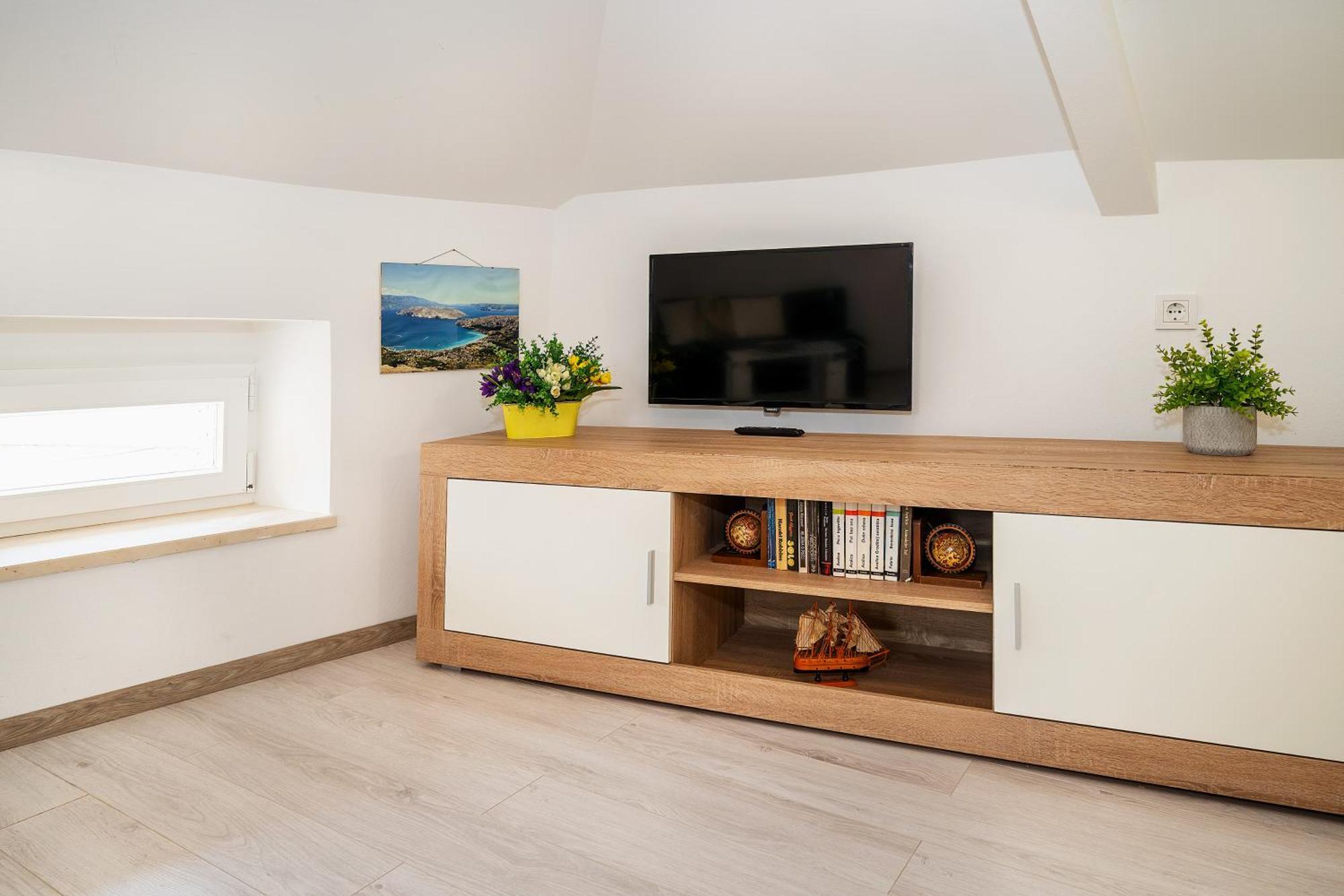 Apartments Ivo With Sea View Башка Экстерьер фото