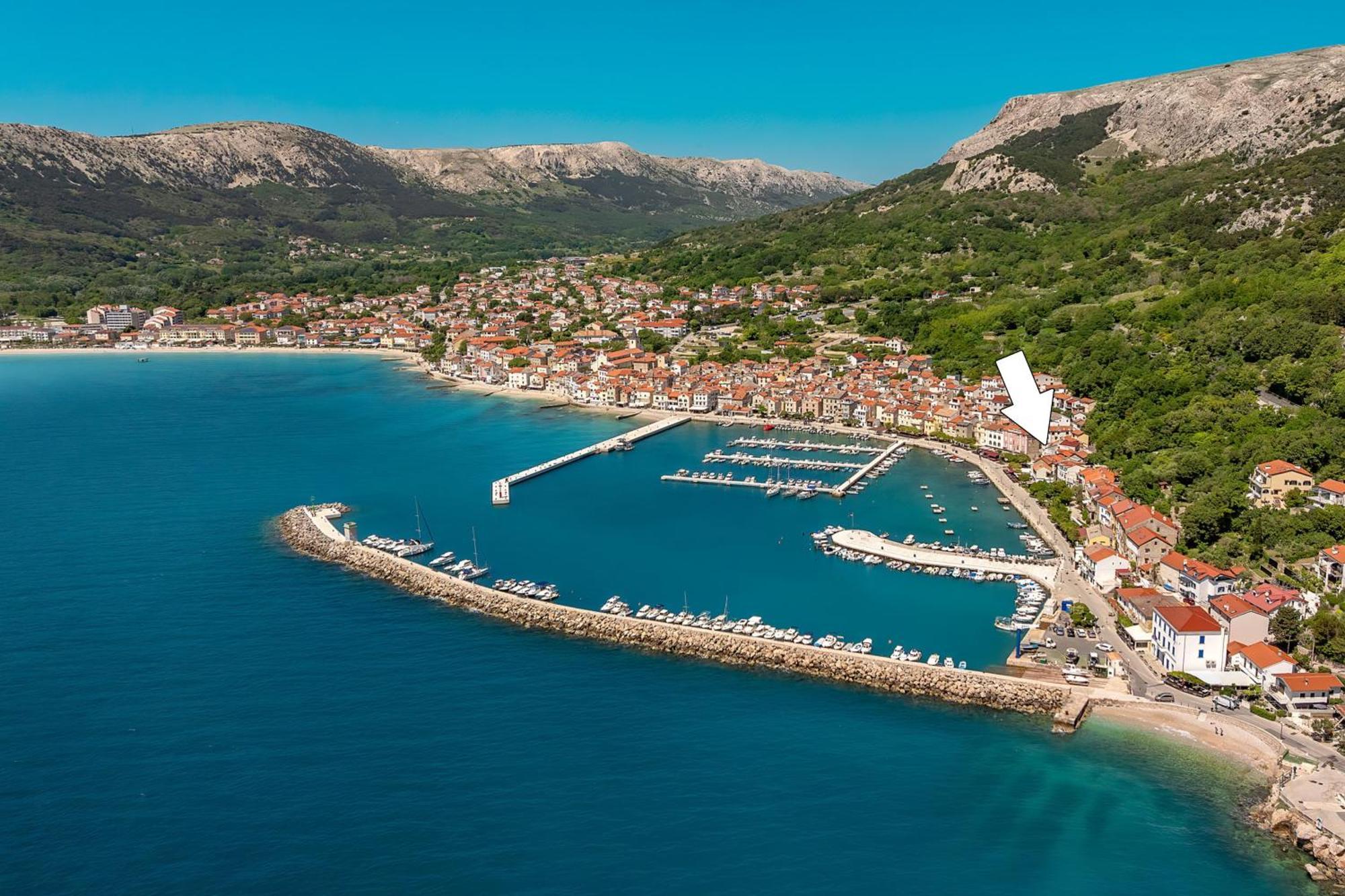 Apartments Ivo With Sea View Башка Экстерьер фото