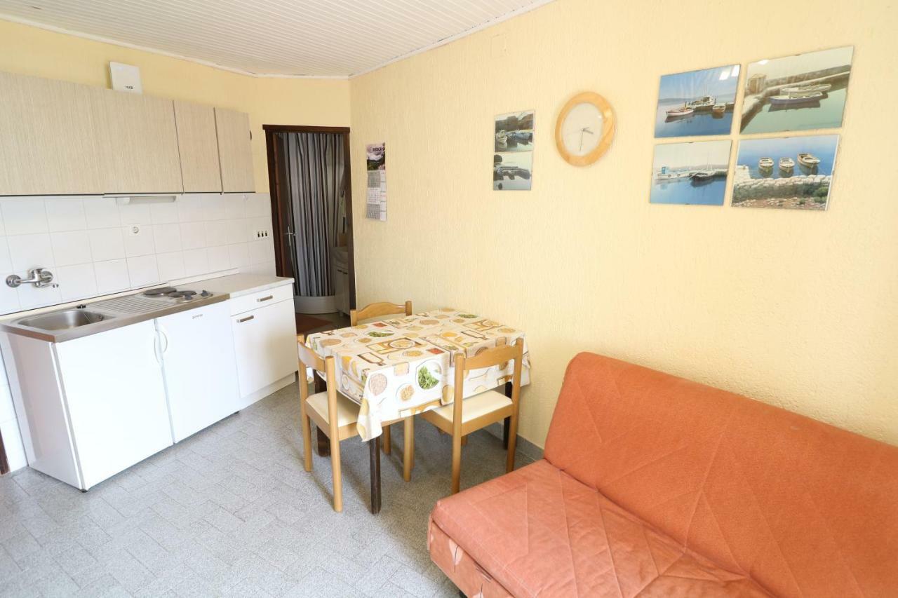 Apartments Ivo With Sea View Башка Экстерьер фото